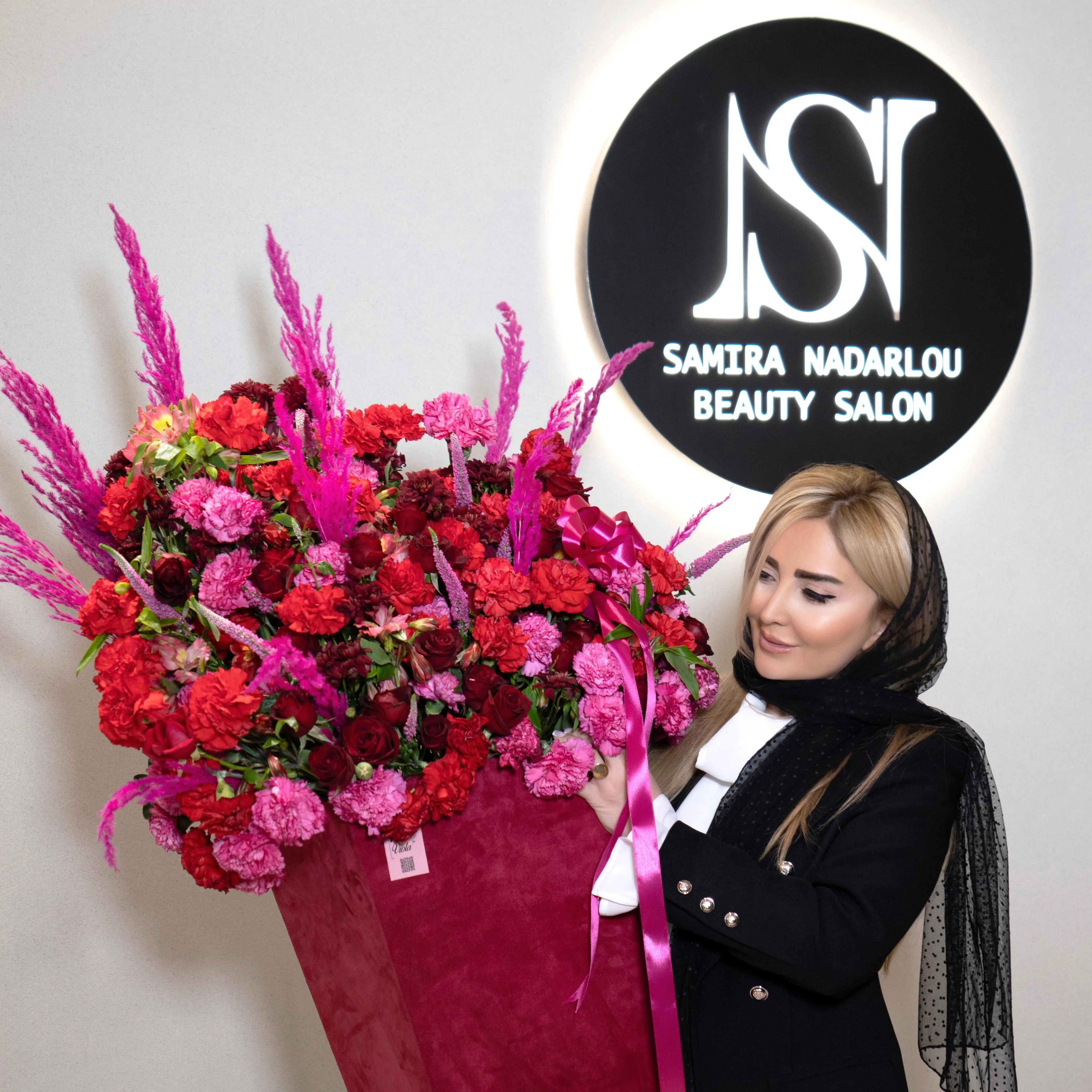 سالن زیبایی سالن زیبایی سمیرا ندرلو