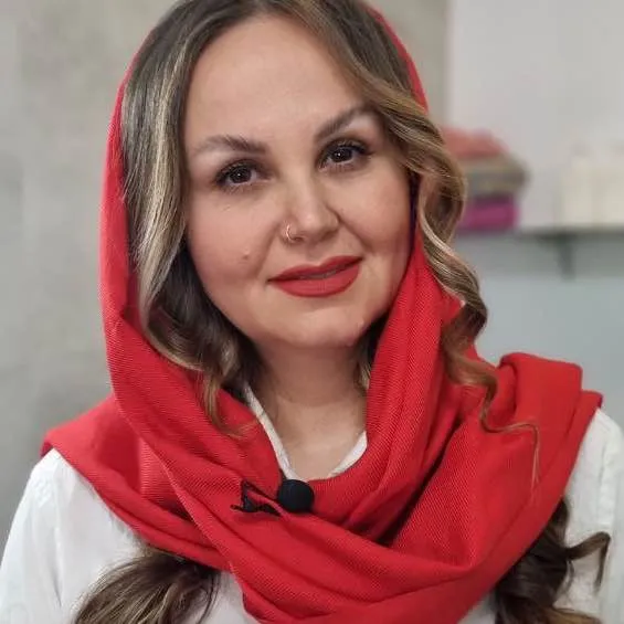 سالن زیبایی آموزشگاه مراقب و زیبایی لیلا      lili.akbariii