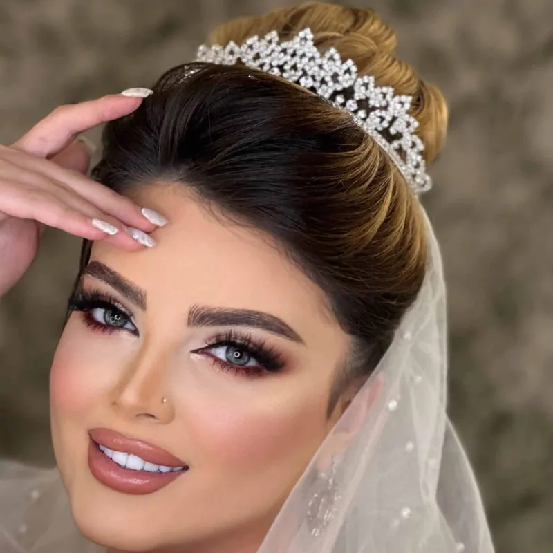 میکاپ گوشه تیره