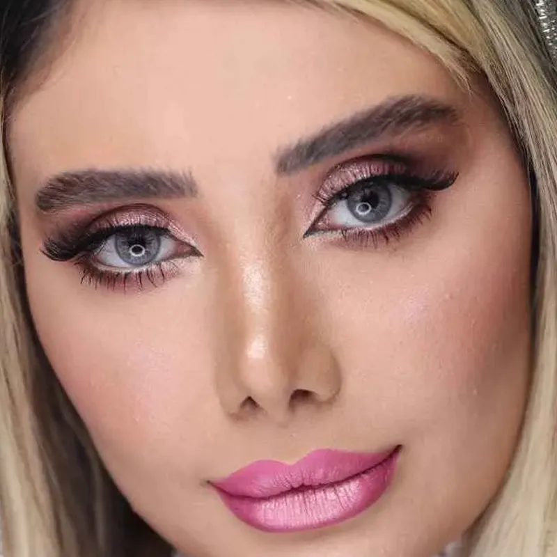 میکاپ مدیوم