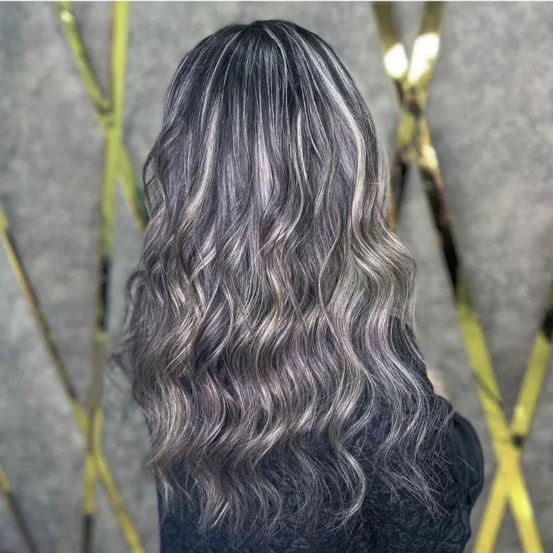 لایت زیبا روی موی کراتین شده