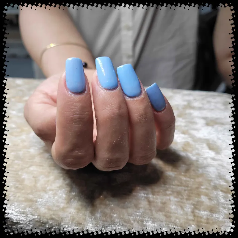 کاشت ترمیم ناخن 