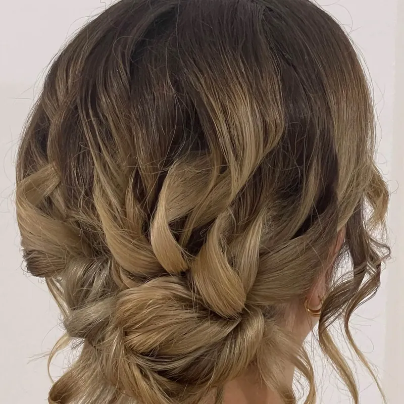 شنیون اروپایی