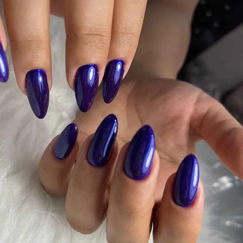 کاشت ناخن خزان