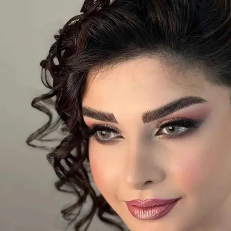 میکاپ عروسکی لایت 