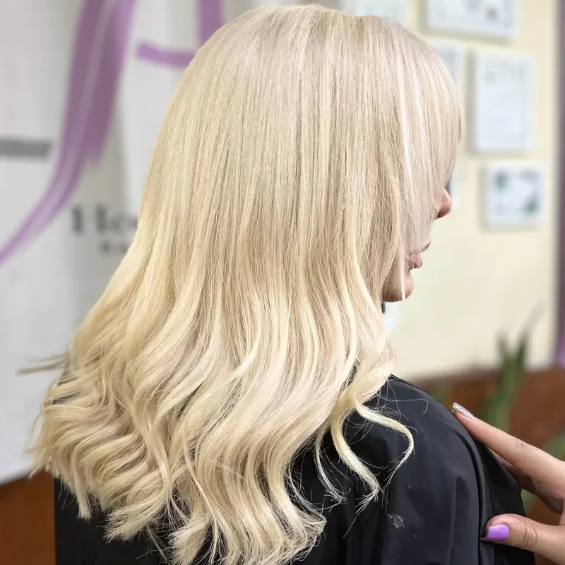 لایت و تمام دکلره