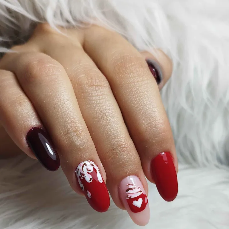 ترمیم ناخن ودیزاین 