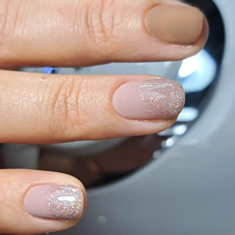 ژلیش ناخن طبیعی