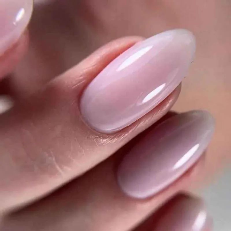 کاشت ناخن نچرال