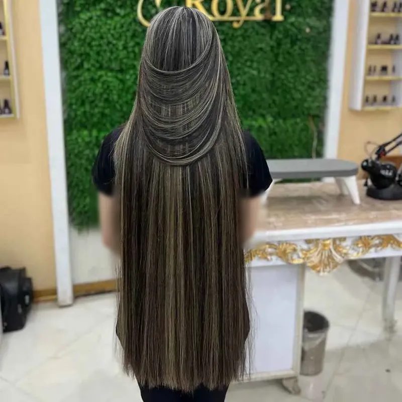 رنگ موی زیبای دختر گیسو کمندم