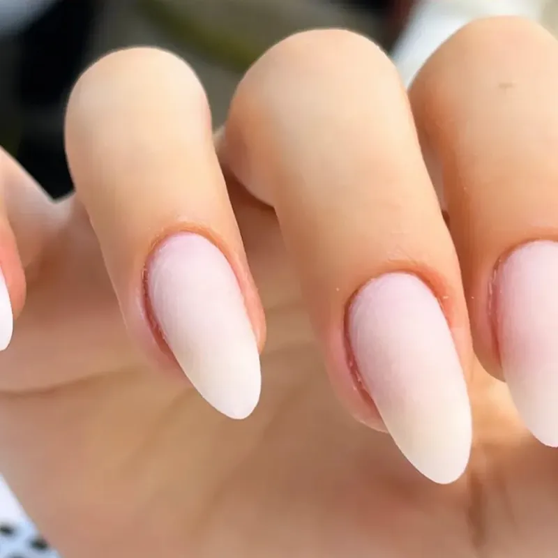 ناخن ناخنکار کاشت ناخن مانیکورحرفه ای کاشت ناخن قالب