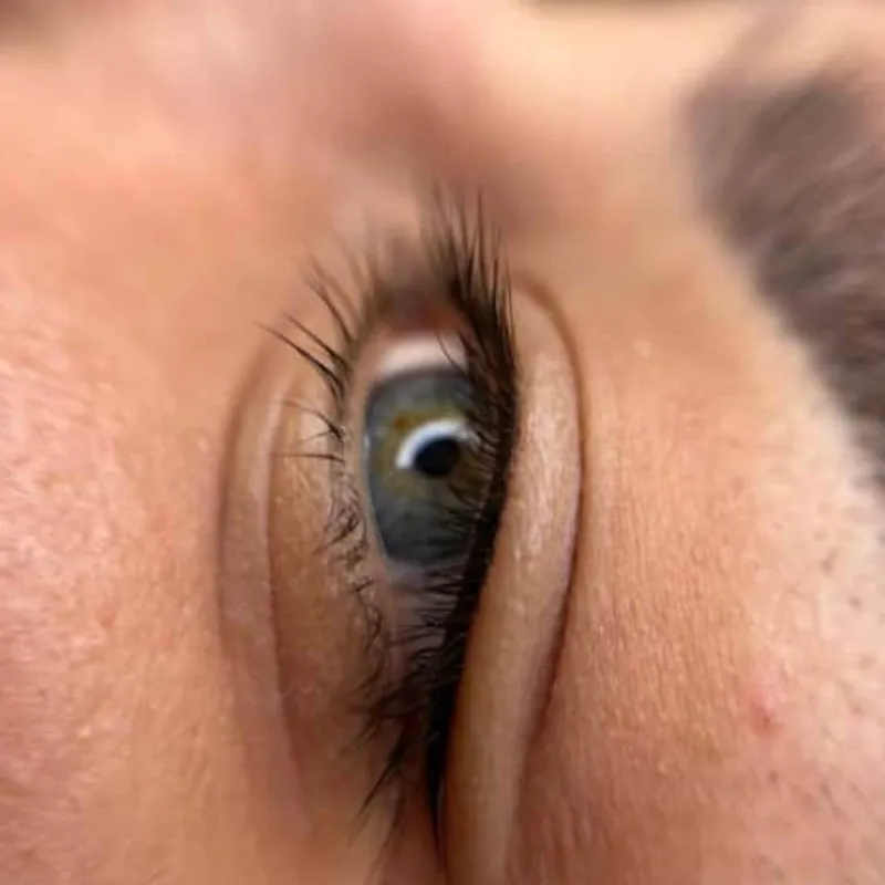 خدمات آرایش دائم