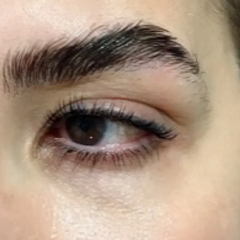 لیفت ابرو و مژه