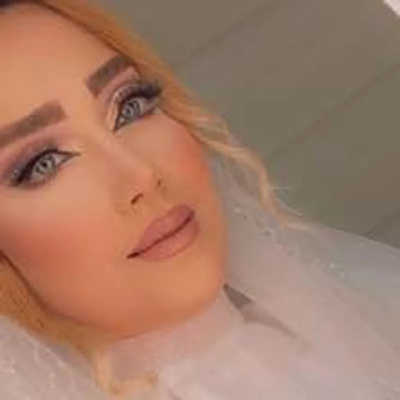  میکاپ تخصصی عروس و همراه