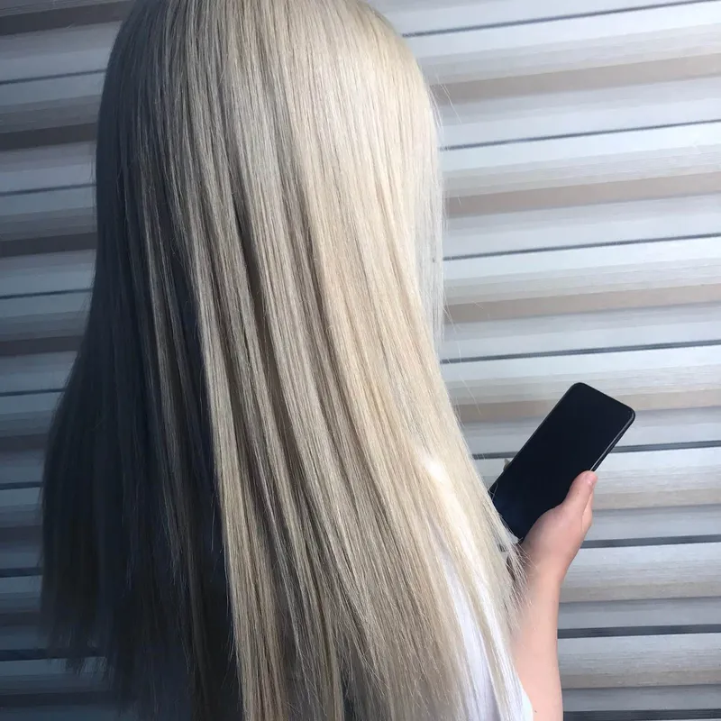 رنگ مو و دکلره