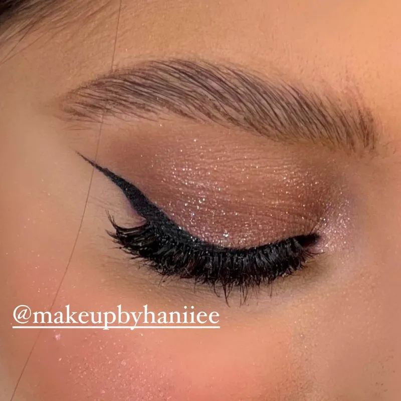 میکاپ چشم کلاسیک