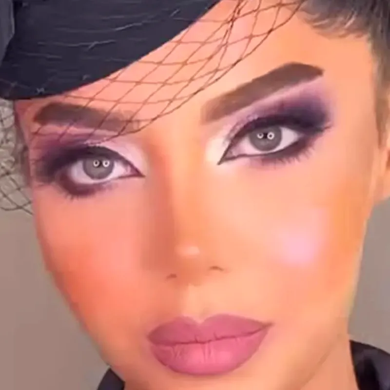 میکاپ آرتیست