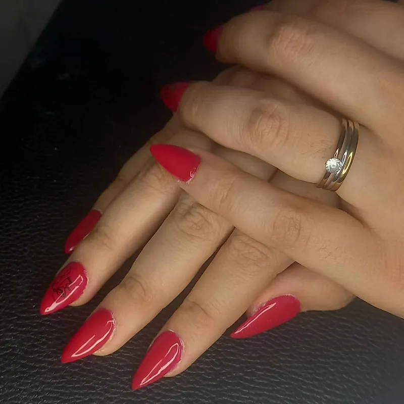 کاشت ناخن