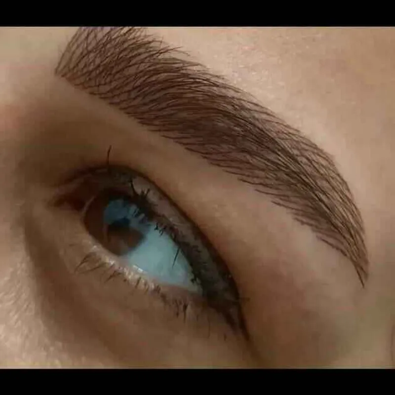 فیبروز ابرو