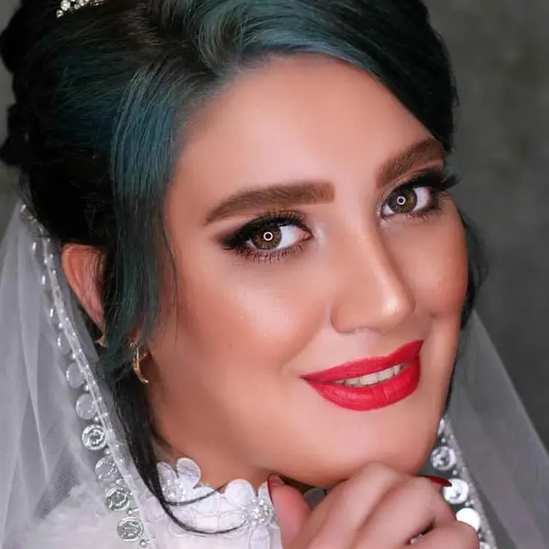 چندنمونه کار میکاپ جذاب از خدمات سالن رهاملک تقدیم نگاه زیباتون