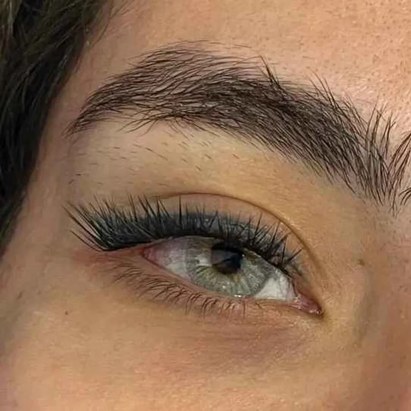 کاشت موقت مژه افکت خط چشمی