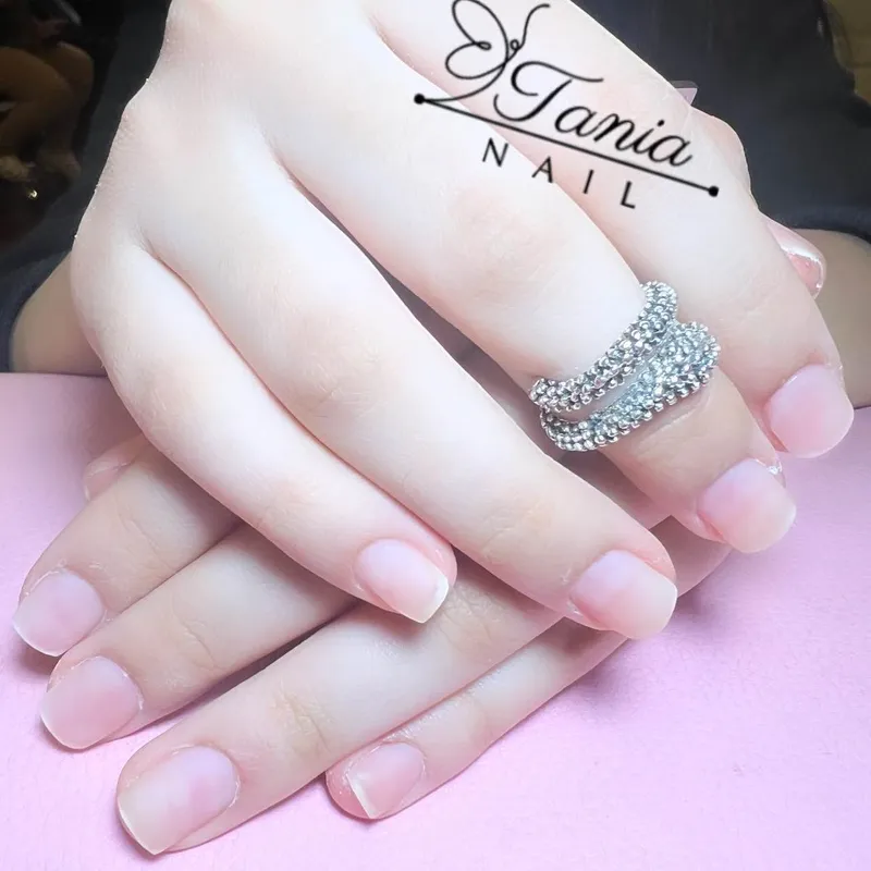 کاور ناخن طبیعی دخترمون