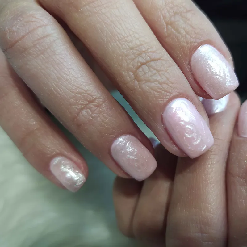 استحکام سازی ناخن طبیعی