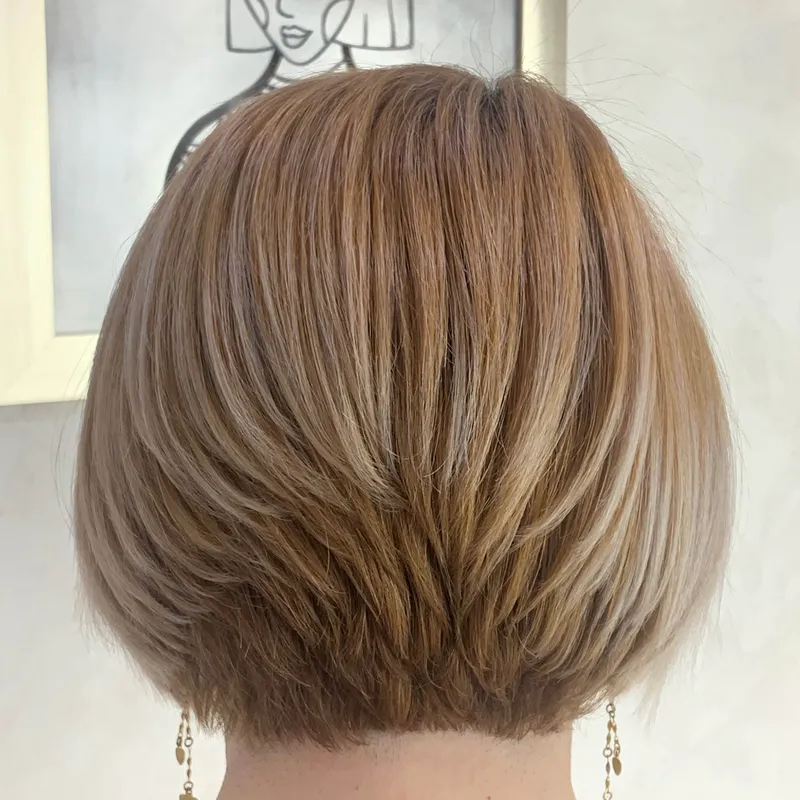 مدل موی باب گرجوئیشن با چتری