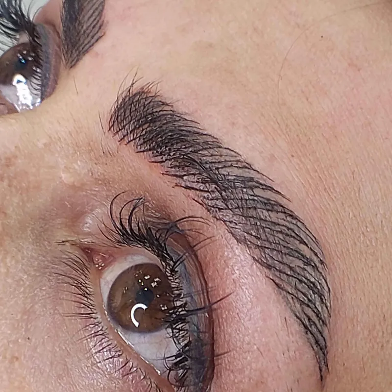 میکرو بلدینگ ابرو 