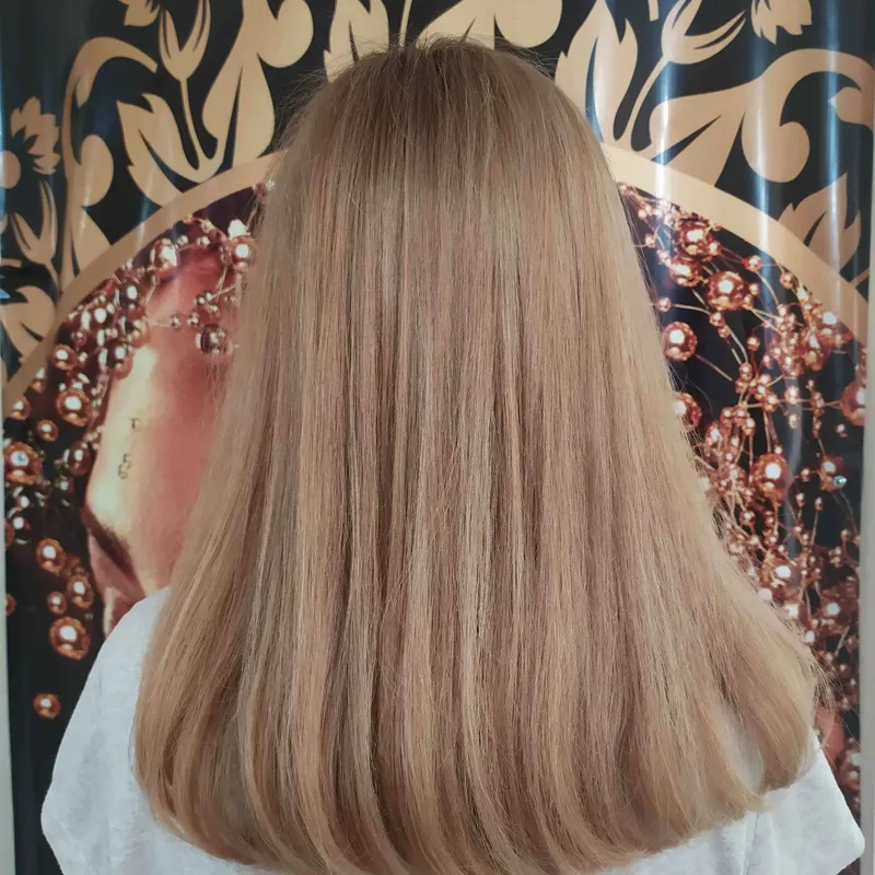 دکلره ورنگ بیسکویتی