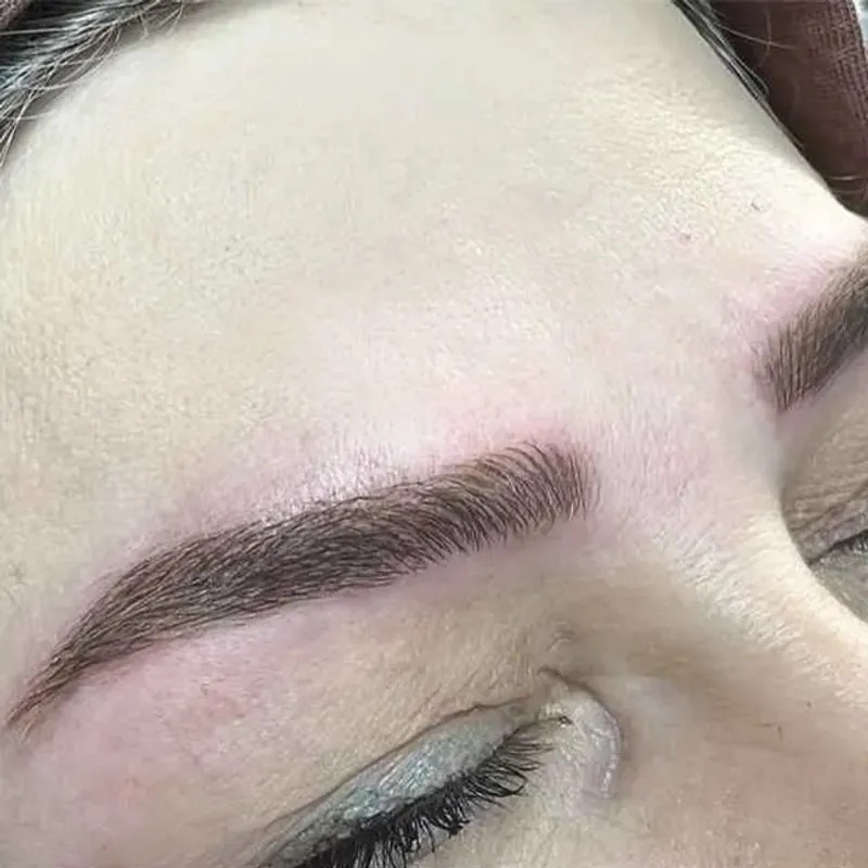 میکروبلید ابرو 