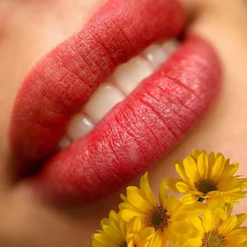 آرایش دائم صورت