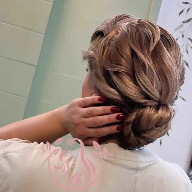 شنیون اروپایی 