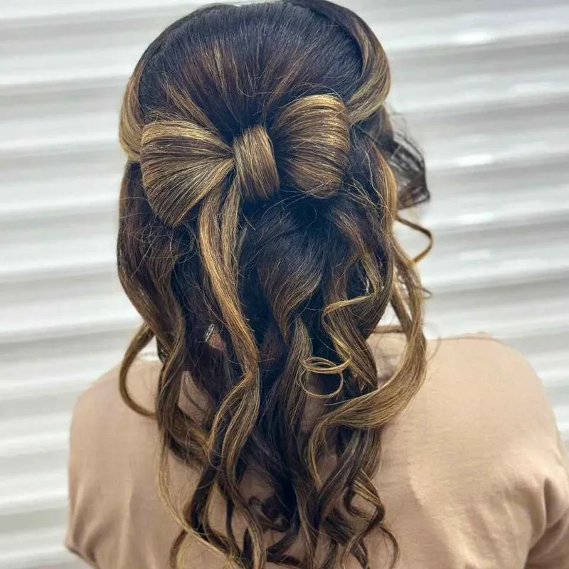 شنیون مجلسی