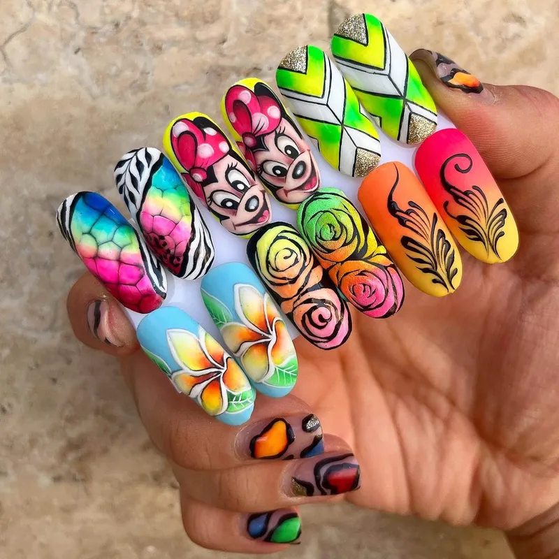 آموزش طراحی ناخن