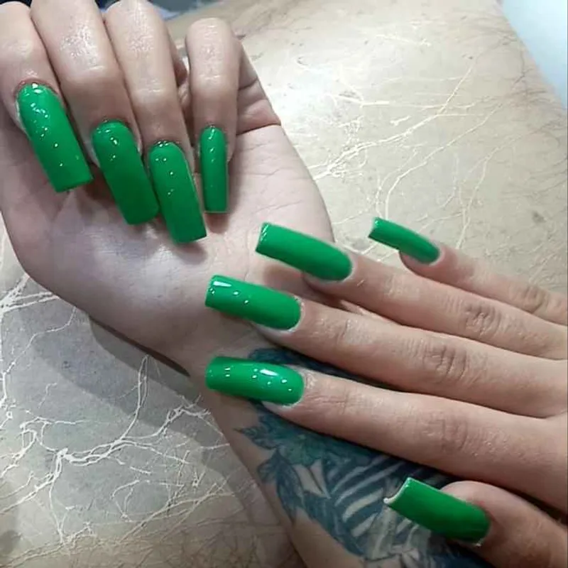 کاشت قالب پلی ژل فرم به سلیقه مشتری عزیزم