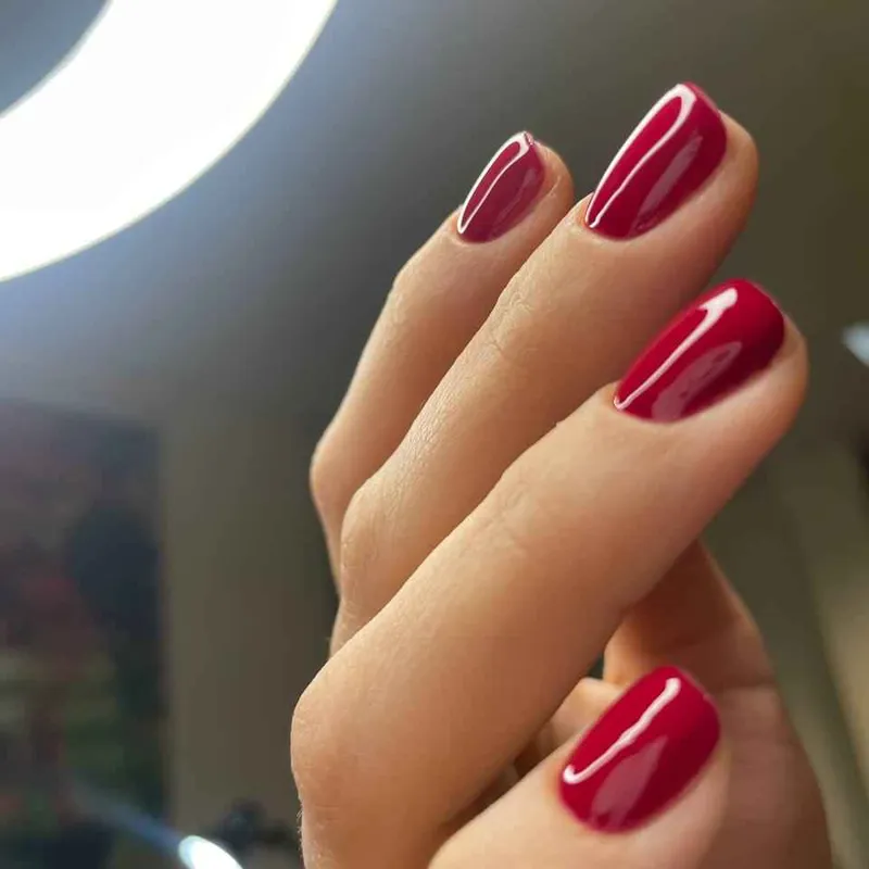 ترمیمم ناخن 