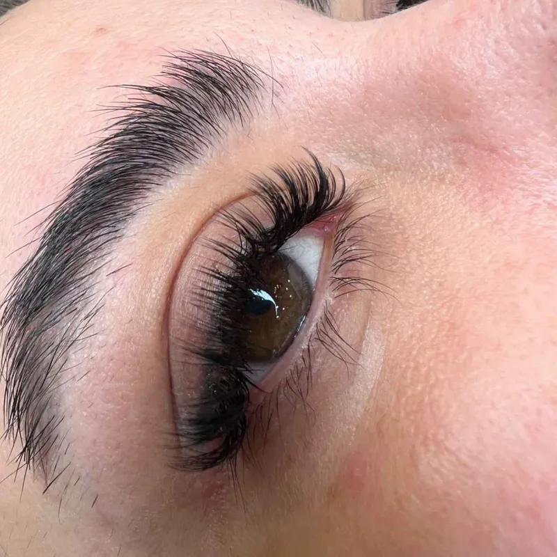 اکستنشن مژه اسپایکی پرحجم