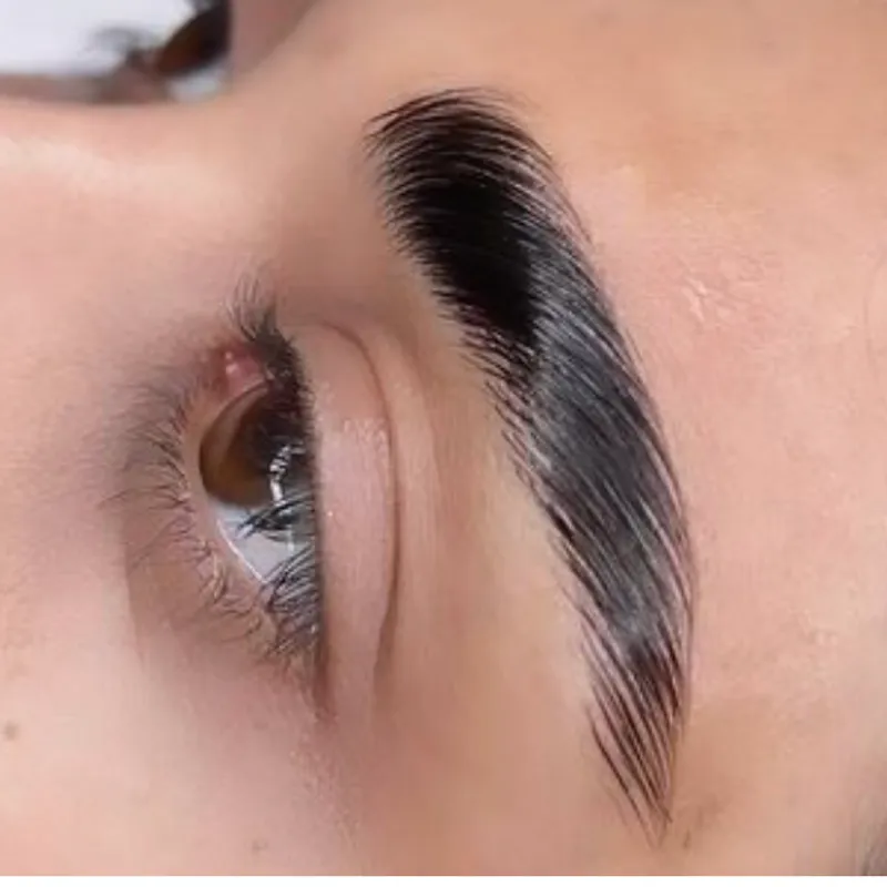 اصلاح و ليفت ابرو 