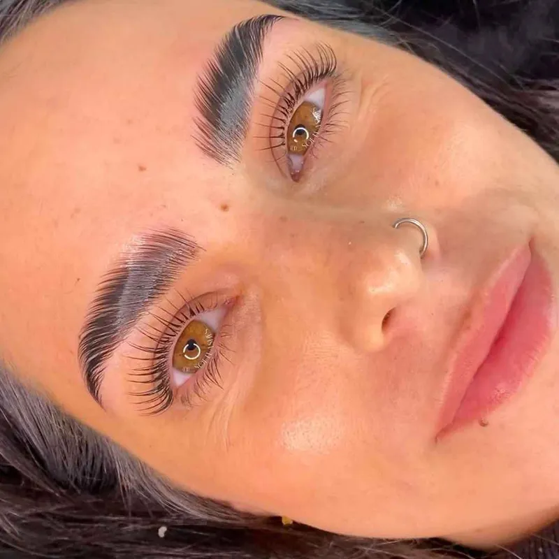 لیفت و لمینت ابرو و مژه