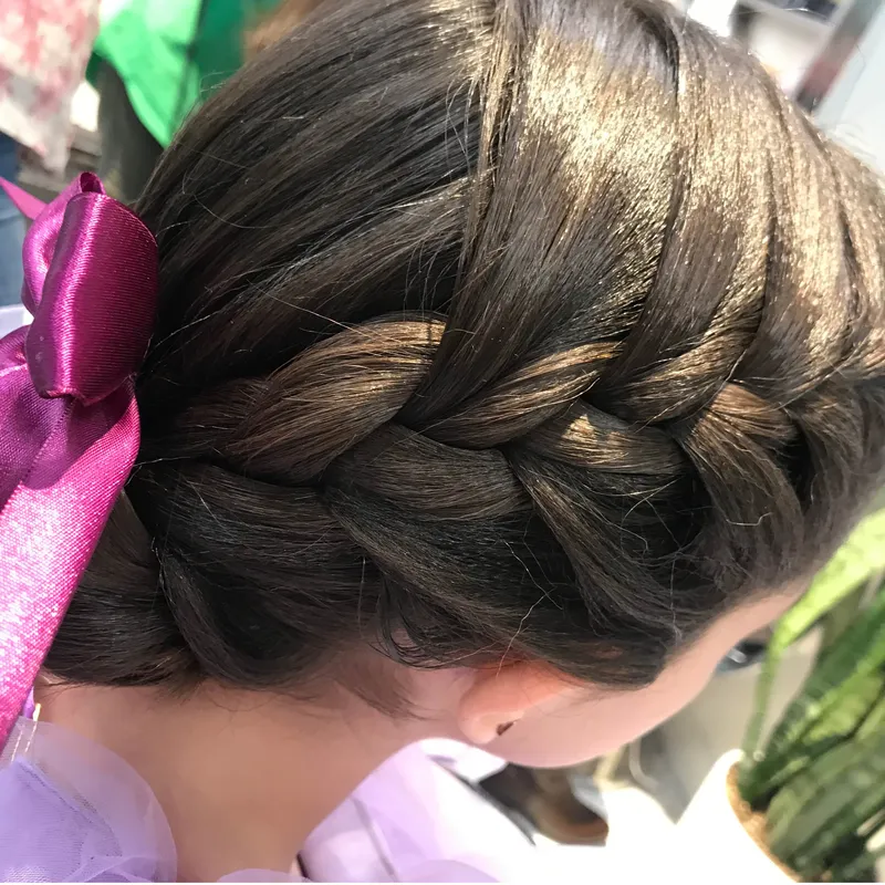 بافت و شینیون دخترانه