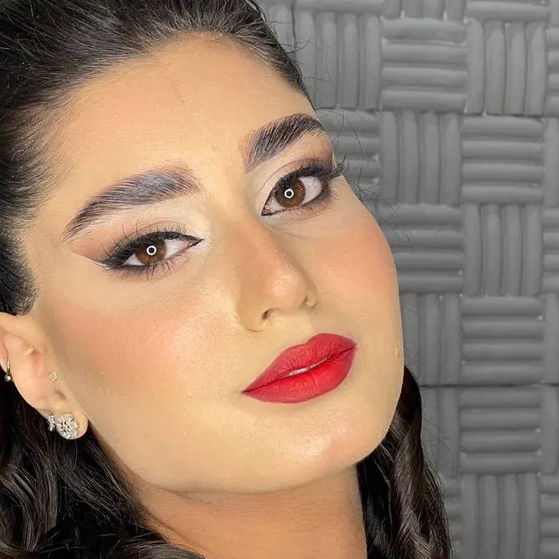 میکاپ کلاسیک