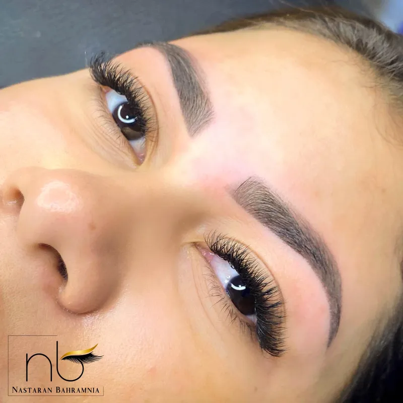 اکستنشن مژه