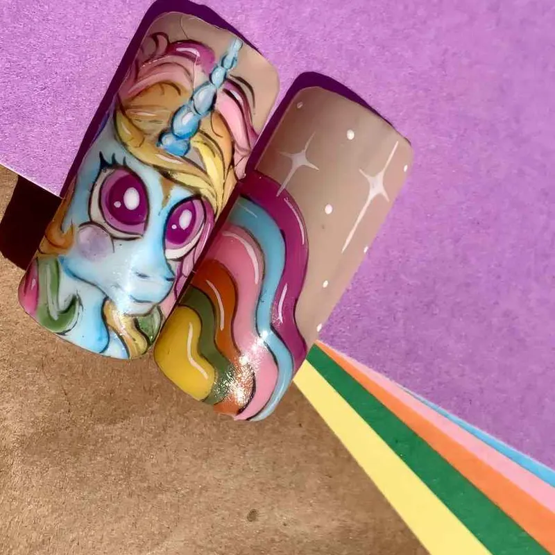 تک شاخ زیبا