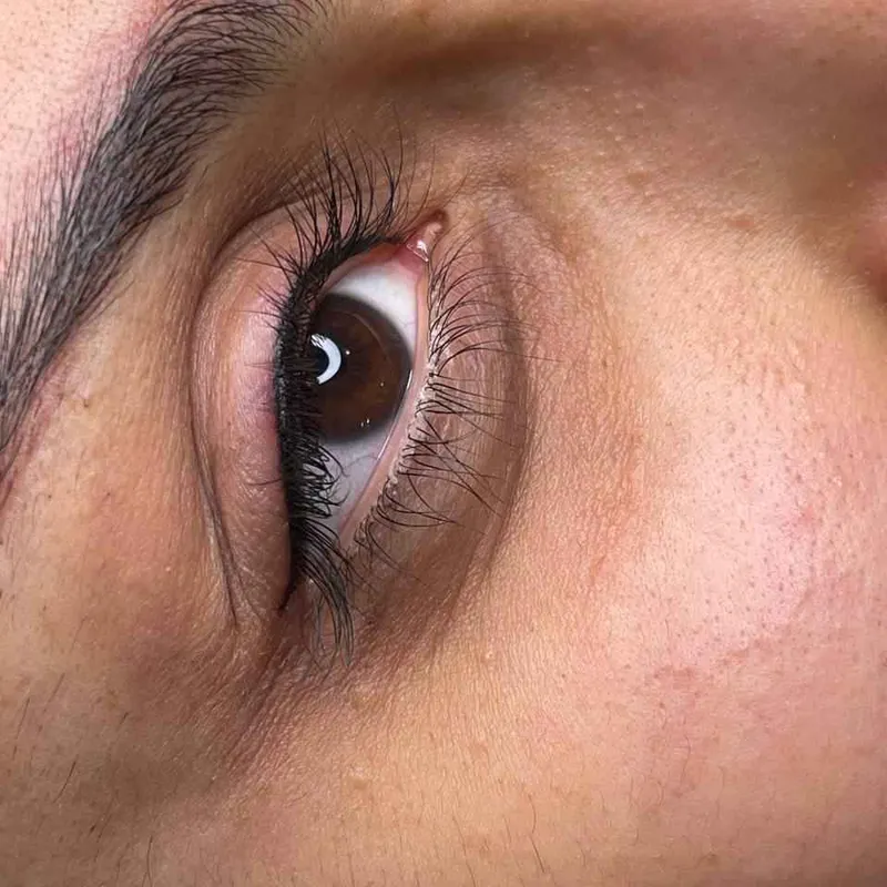 خط چشم مینیاتوری