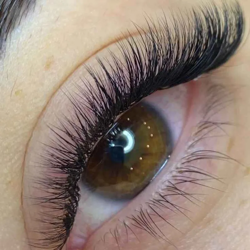 آموزش و خدمات آکادمی زیبایی روفیا