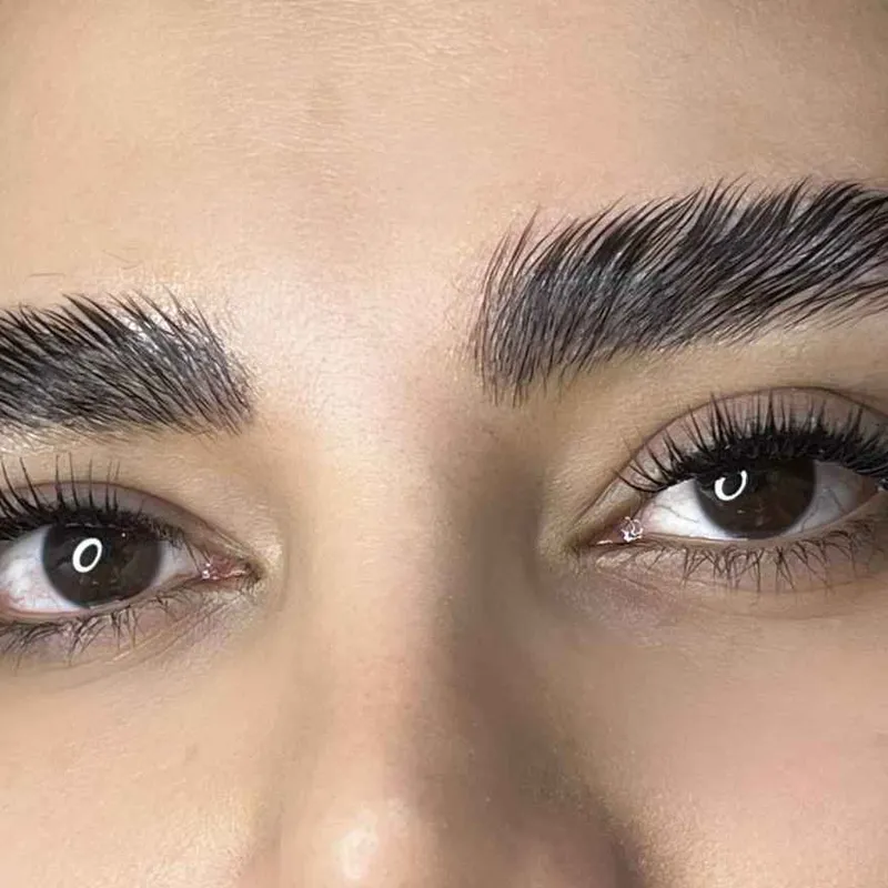 اکستنشن مژه 