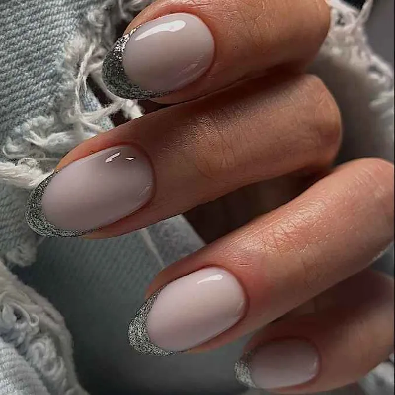 خدمات و آموزش آکادمی زیبایی روفیا 