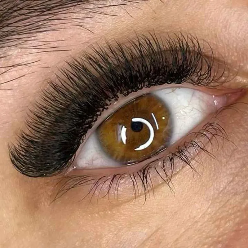 اکستنشن مژه 