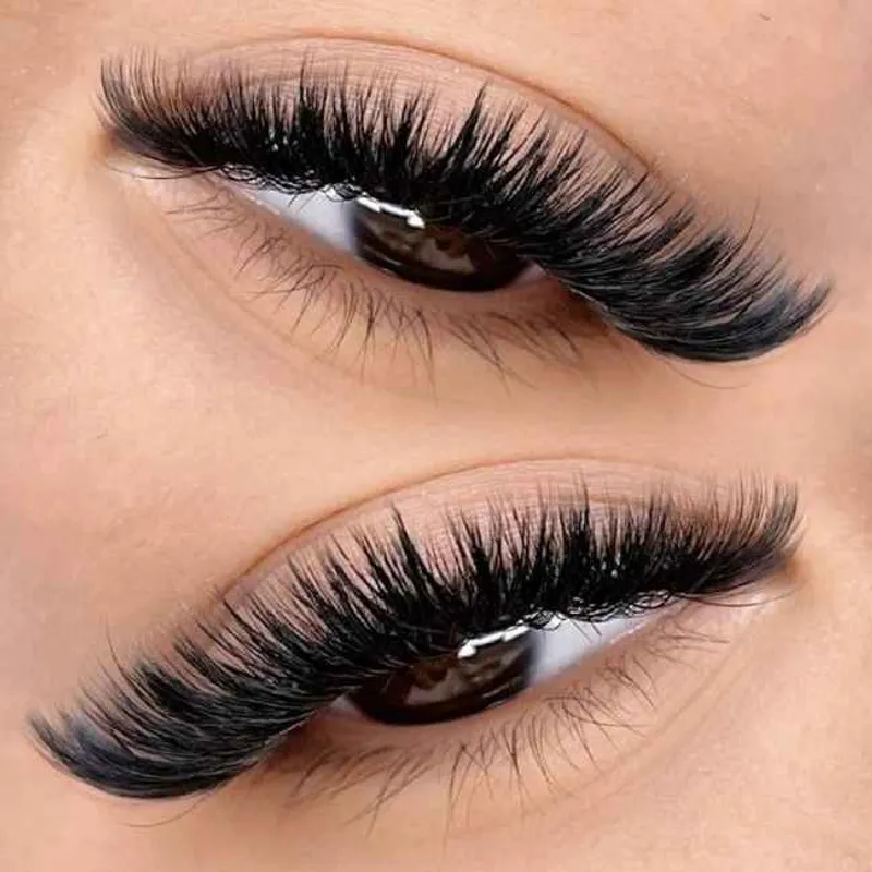 انجام تمامی خدمات آرایشگری